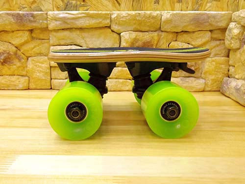 Crazy Micro Skateboard S Green